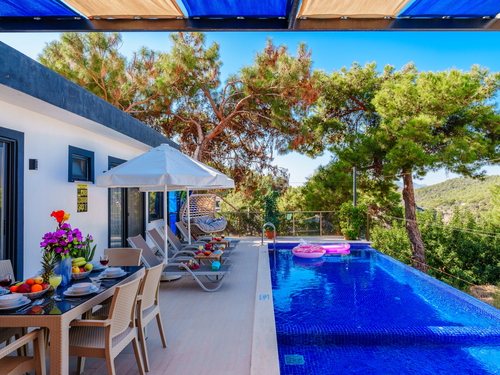  gece  -  Kasım
  | Kalkan Akbel Muhafazakar Villa (4 Kişilik, Çocuk Havuzlu, Jakuzili Seçenekli)