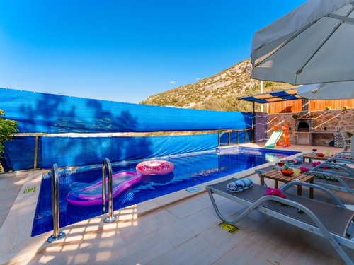  gece  -  Kasım
  | Kalkan Akbel Muhafazakar Villa (4 Kişilik, Çocuk Havuzlu, Jakuzili Seçenekli)