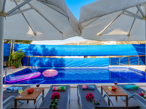  gece  -  Kasım
  | Kalkan Akbel Muhafazakar Villa (4 Kişilik, Çocuk Havuzlu, Jakuzili Seçenekli)