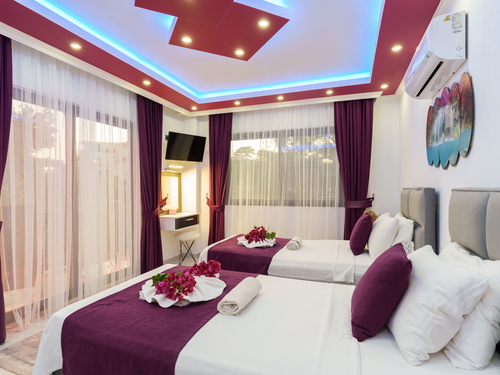 gece  -  Kasım
  | Kalkan Akbel Muhafazakar Villa (4 Kişilik, Çocuk Havuzlu, Jakuzili Seçenekli)