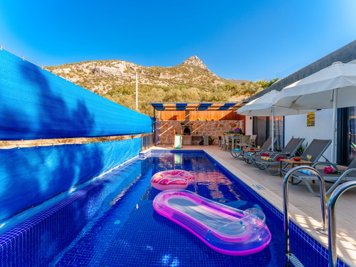  gece  -  Kasım
  | Kalkan Akbel Muhafazakar Villa (4 Kişilik, Çocuk Havuzlu, Jakuzili Seçenekli)
