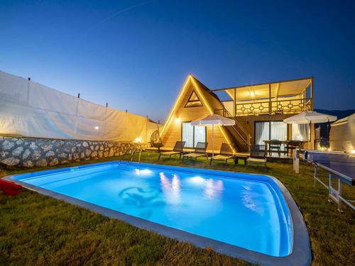  gece  -  Kasım
  | Kalkan Yeşilköy'de Romantik Balayı Villası: Jakuzili, Havuzlu, 4 Kişilik Doğa Kaçamağı