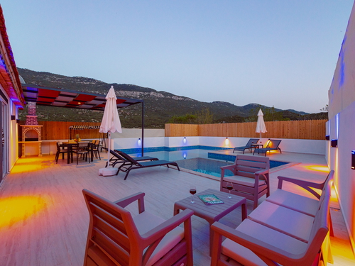  gece  -  Kasım
  | Kalkan İkizce'de 4 Kişilik Havuzlu Villa – Huzurlu Tatil