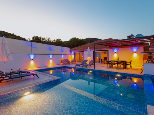  gece  -  Kasım
  | Kalkan İkizce'de 4 Kişilik Havuzlu Villa – Huzurlu Tatil
