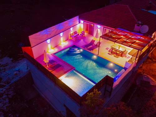  gece  -  Kasım
  | Kalkan İkizce'de 4 Kişilik Havuzlu Villa – Huzurlu Tatil