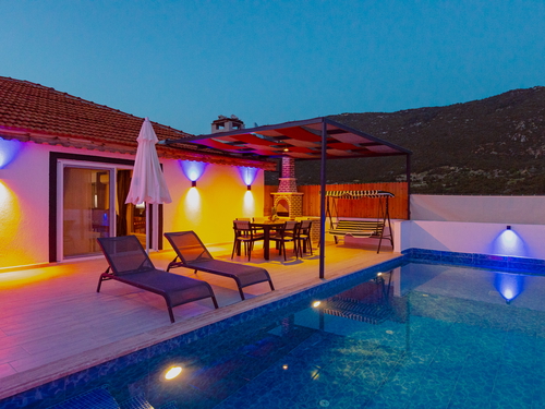  gece  -  Kasım
  | Kalkan İkizce'de 4 Kişilik Havuzlu Villa – Huzurlu Tatil