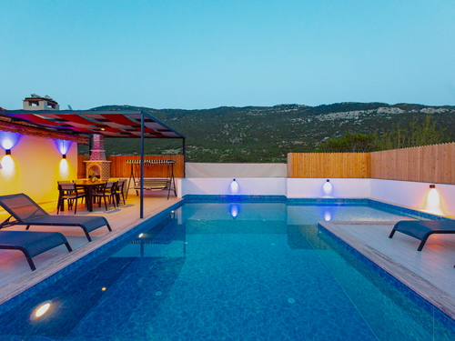  gece  -  Kasım
  | Kalkan İkizce'de 4 Kişilik Havuzlu Villa – Huzurlu Tatil