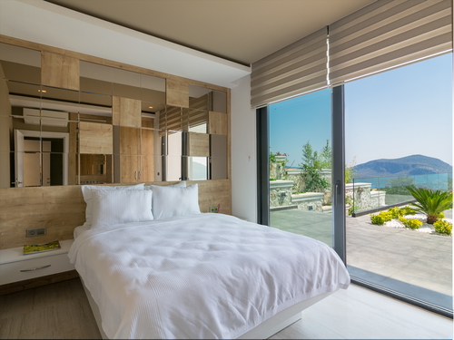  gece  -  Kasım
  | Kalkan Merkezde Ultra Lüks Villa: Deniz Manzaralı Havuz, 8 Kişilik
