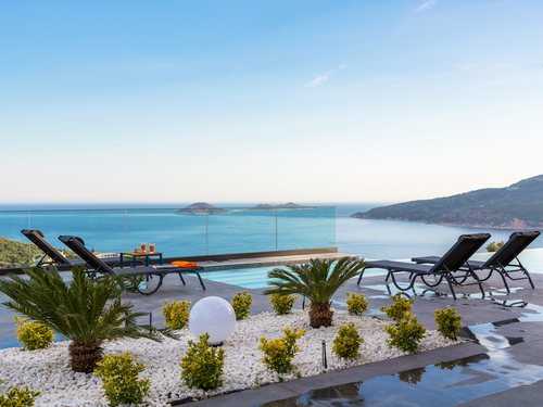  gece  -  Kasım
  | Kalkan Merkezde Ultra Lüks Villa: Deniz Manzaralı Havuz, 8 Kişilik