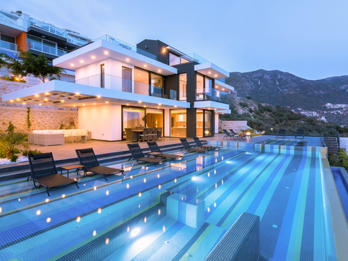  gece  -  Kasım
  | Kalkan Merkezde Ultra Lüks Villa: Deniz Manzaralı Havuz, 8 Kişilik