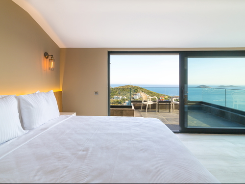 gece  -  Kasım
  | Kalkan Merkezde Ultra Lüks Villa: Deniz Manzaralı Havuz, 8 Kişilik