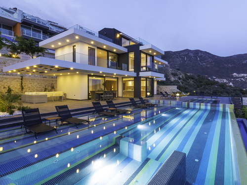  gece  -  Kasım
  | Kalkan Merkezde Ultra Lüks Villa: Deniz Manzaralı Havuz, 8 Kişilik