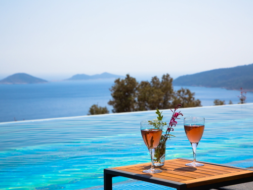  gece  -  Kasım
  | Kalkan Merkezde Ultra Lüks Villa: Deniz Manzaralı Havuz, 8 Kişilik
