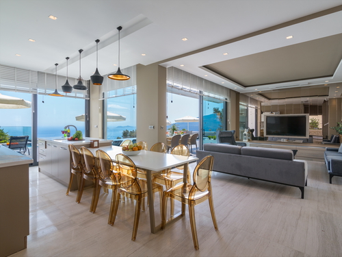  gece  -  Kasım
  | Kalkan Merkezde Ultra Lüks Villa: Deniz Manzaralı Havuz, 8 Kişilik