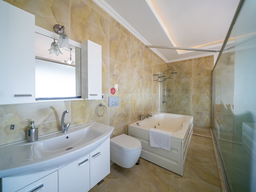  gece  -  Kasım
  | Kalkan'da Lüks Villa: Deniz Manzaralı, Isıtmalı Havuzlu, 14 Kişilik
