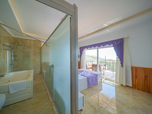  gece  -  Kasım
  | Kalkan'da Lüks Villa: Deniz Manzaralı, Isıtmalı Havuzlu, 14 Kişilik
