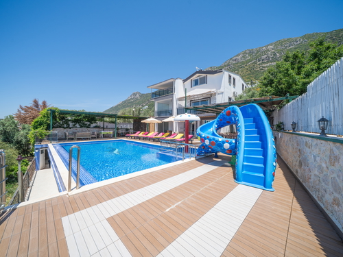  gece  -  Kasım
  | Kalkan'da Lüks Villa: Deniz Manzaralı, Isıtmalı Havuzlu, 14 Kişilik