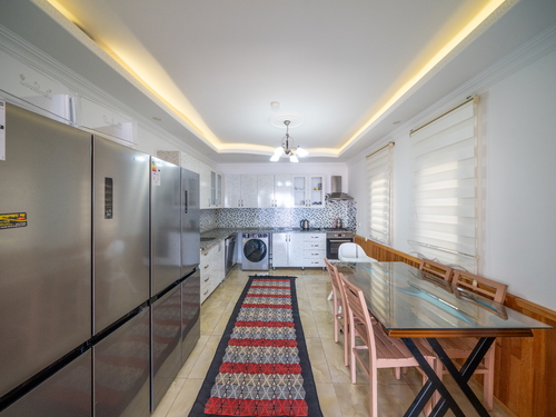  gece  -  Kasım
  | Kalkan'da Lüks Villa: Deniz Manzaralı, Isıtmalı Havuzlu, 14 Kişilik