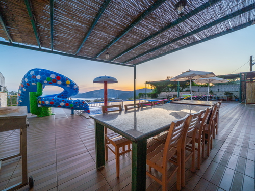 gece  -  Kasım
  | Kalkan'da Lüks Villa: Deniz Manzaralı, Isıtmalı Havuzlu, 14 Kişilik